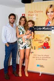 Their son matthew was born in 2013, and daughter benedita born in 2018. Ana Garcia Martins Bertrand Livreiros Livraria Online