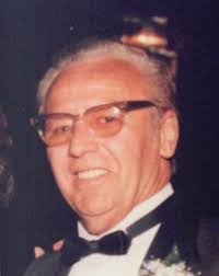 Suzanne Wieland's Instagram, Twitter & Facebook