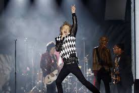 Rolling Stones At Soldier Field Review Mick Jagger In Top