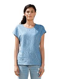 Dieses blazershirt mit dekorativer spitze am ausschnitt von nina von c. Amy Vermont Shirt Mit Spitze Im Vorderteil Wenz