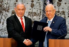 Netanyahu shakes hands with israeli president shimon peres in february 2009 after netanyahu won backing from the israeli parliament to become prime minister again. Israel President Tasks Netanyahu To Form New Govt Statement Arab News