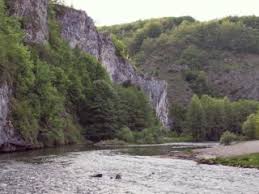 Trenuri din oradea spre şuncuiuş. Redescoperim Bihorul È™uncuiuÈ™ De VÄƒzut La Doi PaÈ™i De Oradea Recenzii Bihor
