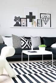 The black and white combination is very popular and used in almost all the domains. 20 Of The Best Colors To Pair With Black Or White Living Room White White Home Decor Home Decor Inspiration