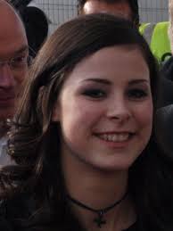 Satellite is a song written by american songwriter julie frost, and danish songwriter john gordon. Datei Lena Meyer Landrut0529 Jpg Wikipedia