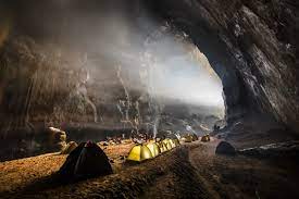 Drone reveals startling 'alien world' inside planet's 'largest cave' - The  Washington Post