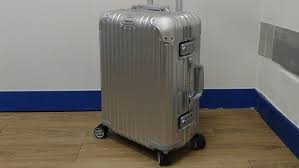 Luggage Review Rimowa Topas Cabin Multiwheel Business