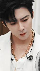 Vianey Rocha's Instagram, Twitter & Facebook