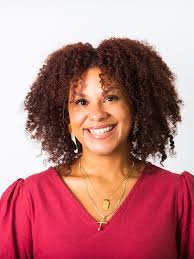 Ashley Peel's Instagram, Twitter & Facebook