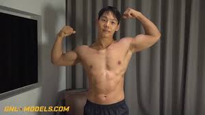 Arousing Korean muscle action featuring big pecs