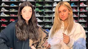 See more ideas about celebryci, kok krok po kroku, słodkie wiadomości. Charli D Amelio Madi Monroe Go Shopping For Sneakers At Coolkicks Youtube