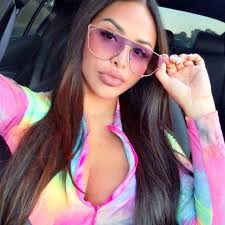 And she charges advertisers up to $5,000 for a single post fiorella misssperu zelaya is already a huge instagram sensation, and she is just getting started. Fiorella Zelaya Bio Boyfriend Affairs Age Education School Religion Instagram Reddit Net Worth Ask Love Cute