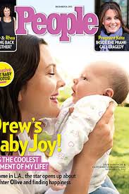 Újszülött kislányával a címlapon Drew Barrymore