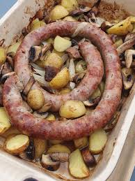 Saucisse De Toulouse Pommes De Terre Et Champignons Audrey Cuisine Recette Pomme De Terre Saucisse De Toulouse Sauce