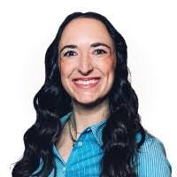 Melanie Shrader's Instagram, Twitter & Facebook