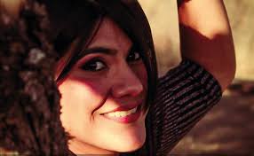 La cantante Iris Paz estrenó nuevo tema