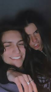 Pin By Laura Caceres On Charli D Amelio In 2020 Cha Cha Charlie Video Famous Couples