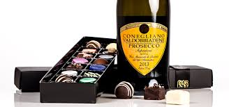 Christmas Prosecco and Chocolates Gift Box – Holly