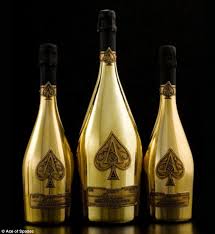 Black Ace Of Spades Champagne High Price The Beauty Splurged On Ace Of Spades Champagne Which Comes In A Gold Bottle Spade Champagne Armand De Brignac Champagne Brands