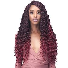 With remarkably soft and natural texture, these short waves will turn heads. Bobbi Boss African Roots Crochet Braid 2x Brazilian Gogo Curl 20
