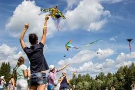 Qingming Festival In China Chinese Tomb Sweeping Day 2020 In 2020 Festivals In China Chinese Celebrations Holidays Around The World