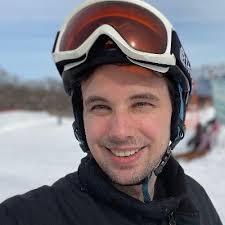 Johnny Shields's Instagram, Twitter & Facebook