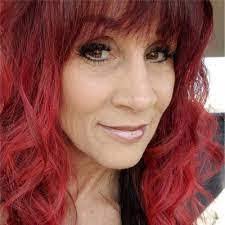 Sabrina Ogle's Instagram, Twitter & Facebook