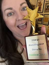 Diana Fry's Instagram, Twitter & Facebook