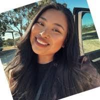 Sydney Cruz's Instagram, Twitter & Facebook