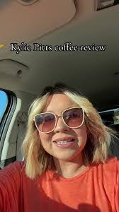 Billy Coffee's Instagram, Twitter & Facebook