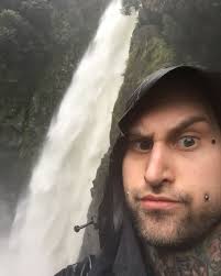 Evan Lovett (@evanlovett) • Instagram photos and videos