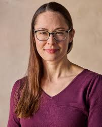 Amanda Mcmillan's Instagram, Twitter & Facebook