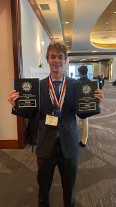 Guerin DECA (@DecaGuerin)