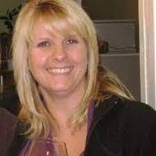 Sharon Bearce's Instagram, Twitter & Facebook