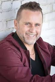 Seth Langlois's Instagram, Twitter & Facebook