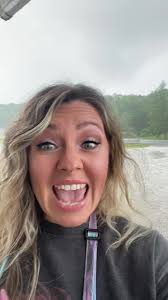 Gloria Burchfield's Instagram, Twitter & Facebook