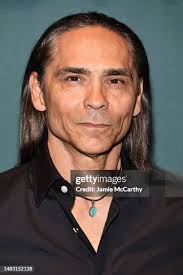 685 Zahn Mcclarnon Photos & High Res Pictures