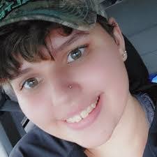 Robin Horvath's Instagram, Twitter & Facebook