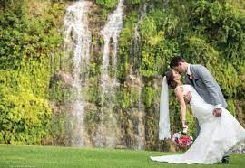 Have A Romantic Waterfall Wedding At Canyon Springs In Sanantonio Texas Canyonsprings San Antonio Weddings Outdoor Reception Venues Wedding Professional