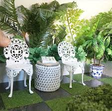 Miniature White Garden Chair Cast Iron Dollhouse Roombox Diorama 1 12 Scale Garden Chairs White Gardens Iron Chair