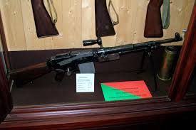 The bar was designed to be carried by soldiers that were moving. M1918 Browning Automatic Rifle