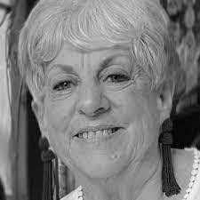 Sonya Waldron's Instagram, Twitter & Facebook