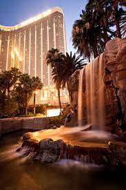 Night View Of Mandalay Bay Hotel Casino And The Four Seasons In Las Vegas Nevada Mandalay Bay Mandalay Bay Casino Mandalay Bay Hotel