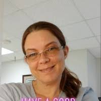 Melissa Hazelwood's Instagram, Twitter & Facebook