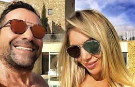 Sua madre è l'attrice grazia gabrielli, mentre suo padre è il famoso regista paolo pivetti. Andrea Perone L Ex Marito Della Ferilli E Imprenditore Cosa Sappiamo