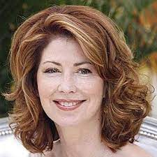 Medium Hairstyles For Women Over 40 2013 Jpg 700 700 Pixels Medium Length Hair Styles Medium Hair Styles Medium Long Hair