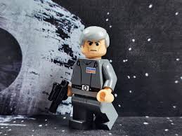 LEGO Star Wars Minifigure Grand Moff Wilhuff Tarkin sw0157 For UCS Death  Star