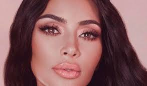 Pilar Rubio? ¡No has visto a Kim Kardashian!: la foto más bestia