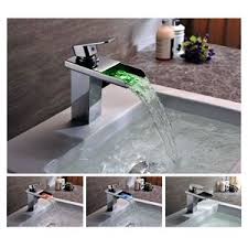 Led Armaturen Bei Homelava Waschbecken Armaturen Moderne Badarmaturen Wasserfall Wasserhahn
