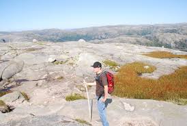 6 / 10 bestens markierte wege! Die Besten Wanderungen In Norwegen Trolltunga Kjerag Und Preikestolen