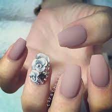 Últimamente se afirma que el rosa palo es el color favorito de las ellas seleccionan diversos modelos para embellecer sus uñas y para ello el interesante mundo del nail art ha también una forma de destacar entre los demás es llevar una camisa rosa acompañada de un. Unas Acrilicas Negras Con Rosa Palo Mate Decorados De Unas